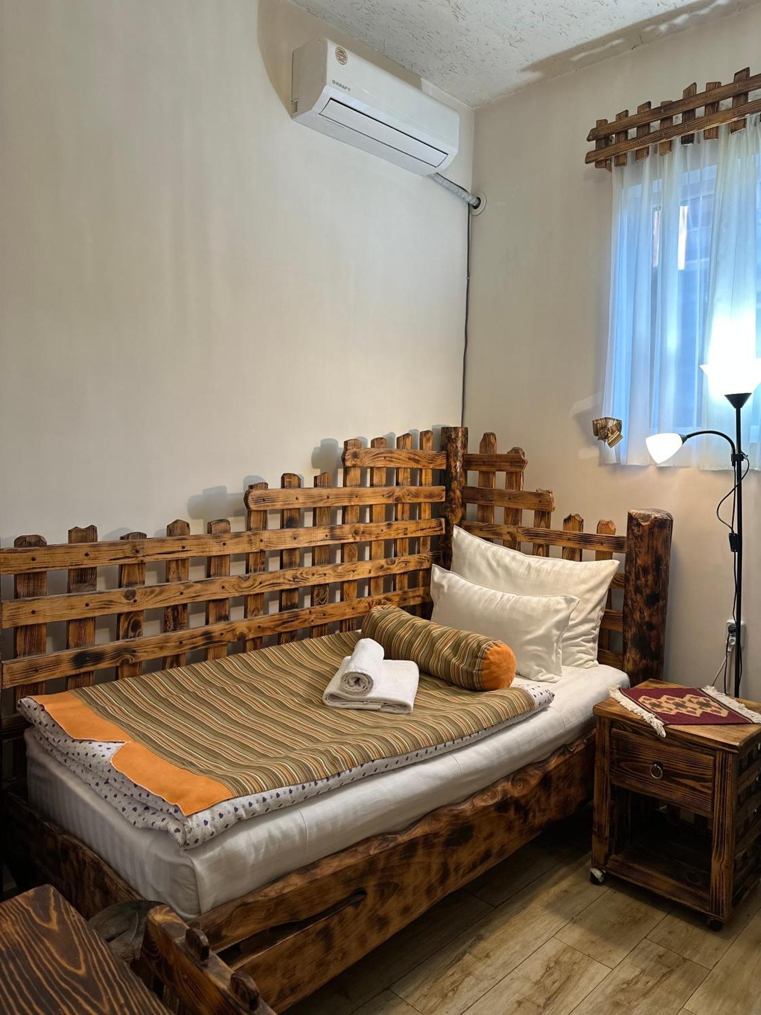 Machanents Art Hotel Vagharshapat Exterior photo