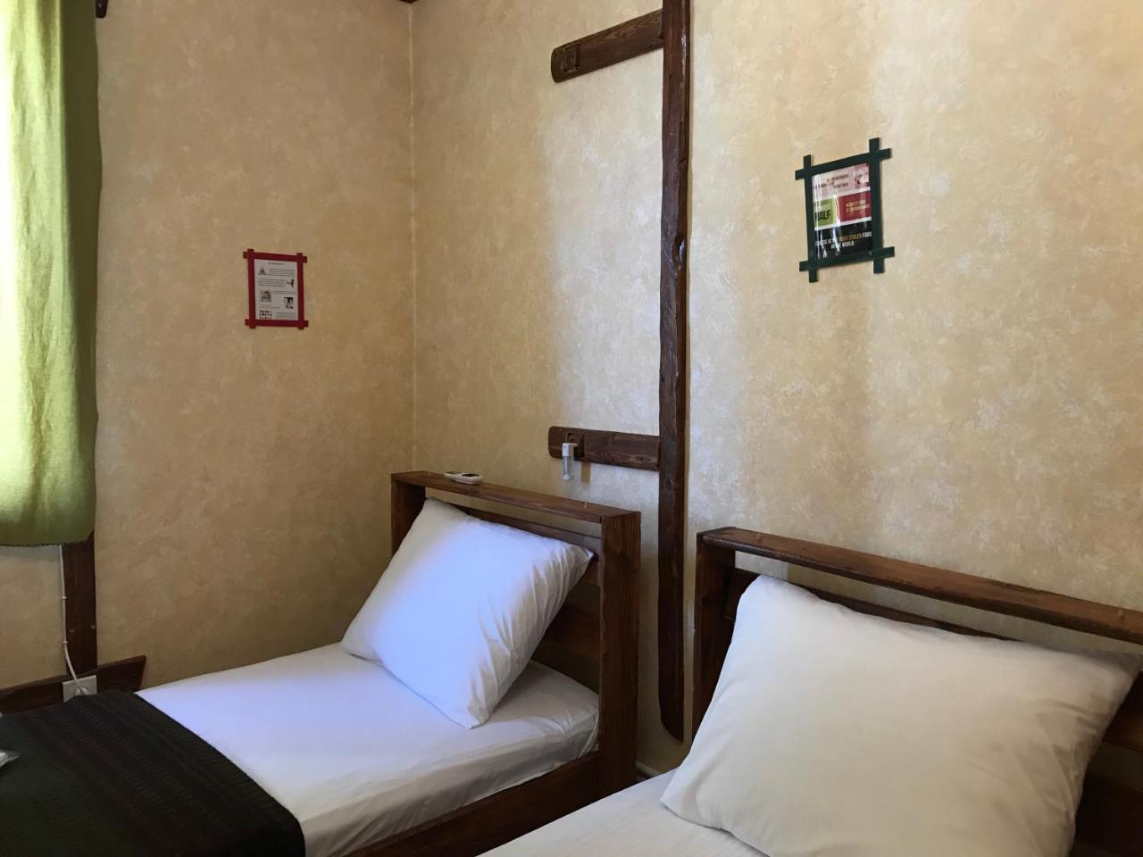 Machanents Art Hotel Vagharshapat Exterior photo