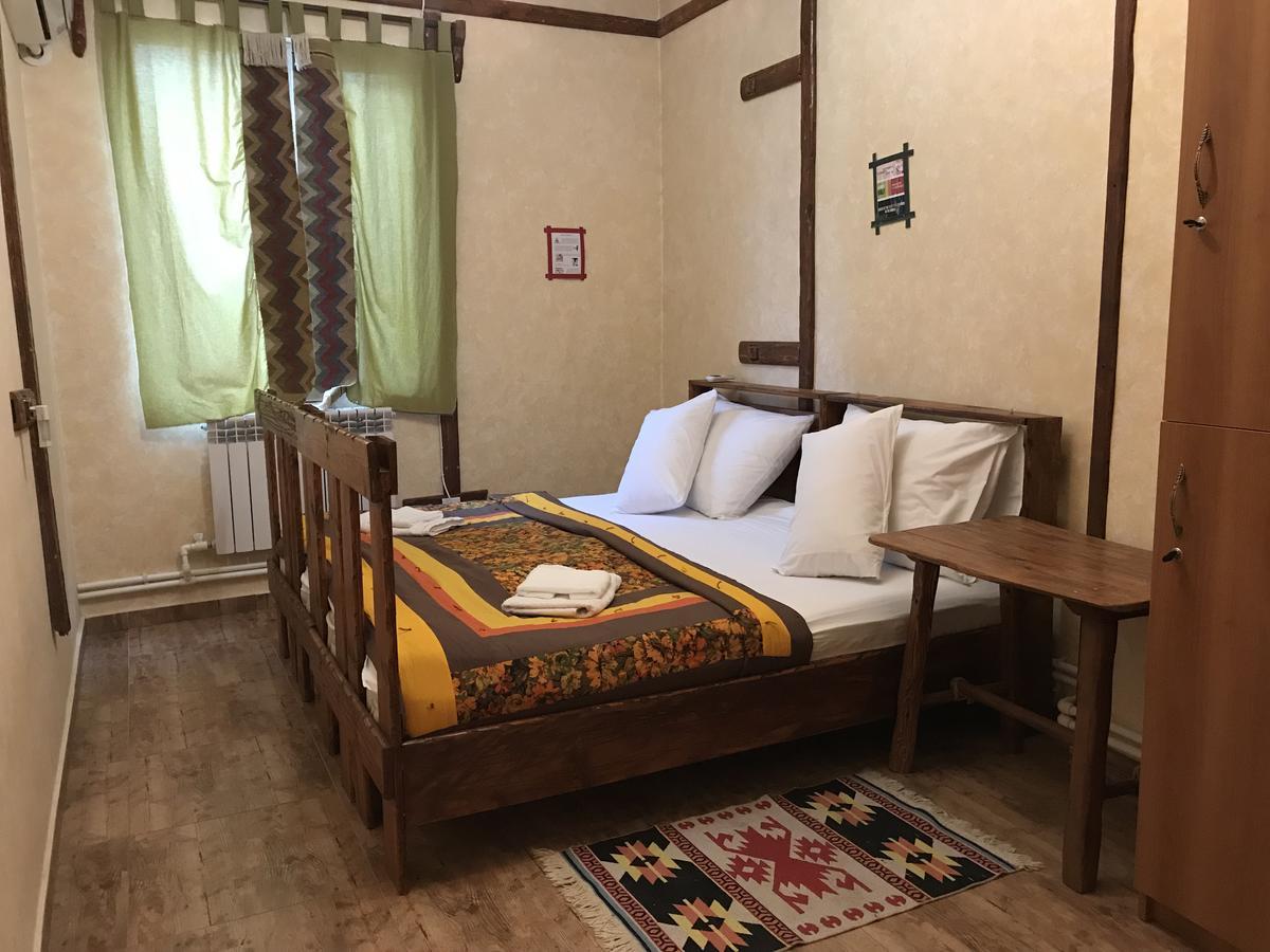 Machanents Art Hotel Vagharshapat Exterior photo